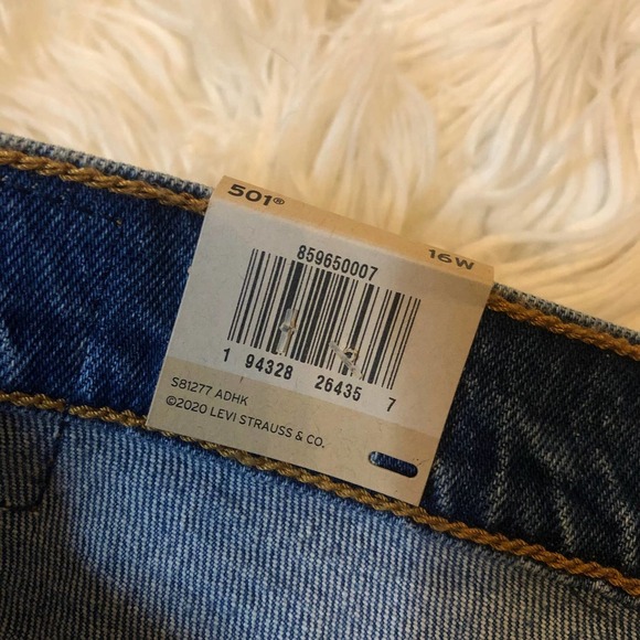 nwt levi's 501 denim high rise shorts size 16W - Picture 3 of 4